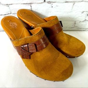 Naya Irina Anthropologie Clogs Platform Suede Mules Size 9.5 Wooden Heel